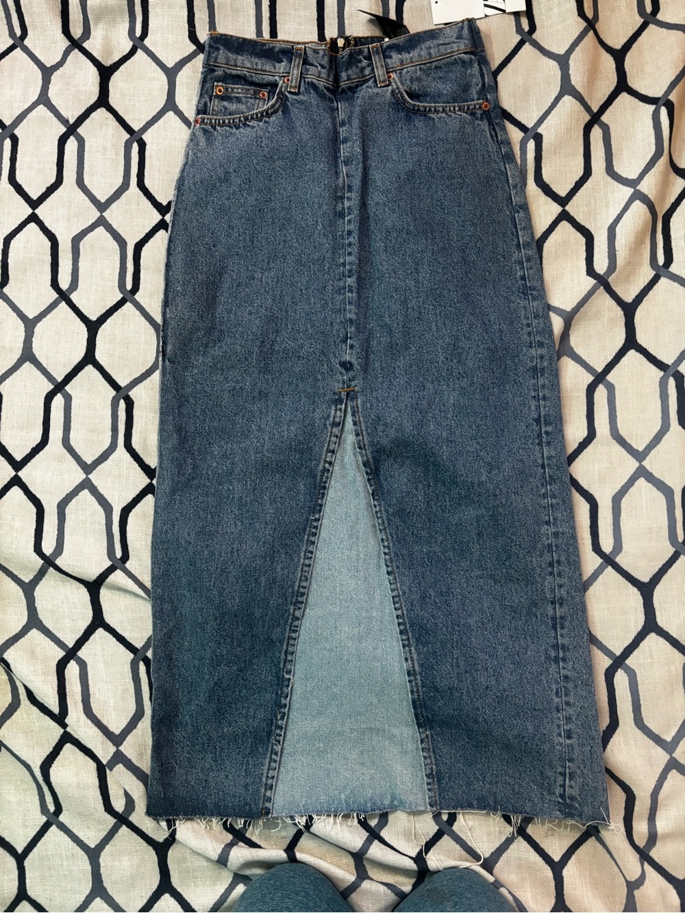 Zara mid length jean skirt , The 90’s Collection NWT size Med